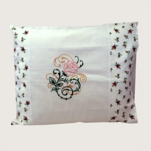 tikitud roos ornamentidega