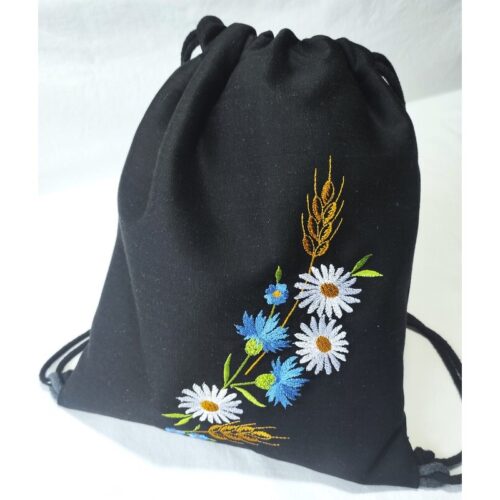 tikitud rukkililled ja karikakrad